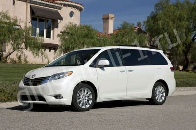 Купить глушитель, катализатор, пламегаситель Toyota Sienna 3 в Москве